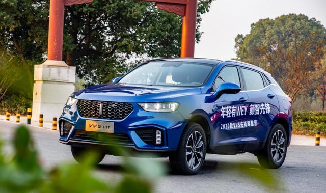 全面对比探歌与WEY VV5安全配置后，90后毫不犹豫提了它