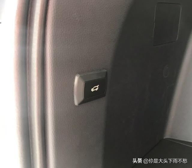 人逢喜事精神爽 喜提新车 新款车型