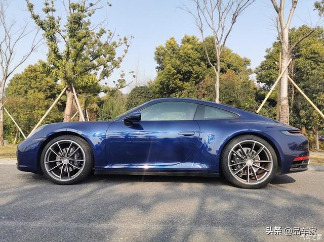 2020款保时捷911 carrera提车，颜值出众，内饰精美
