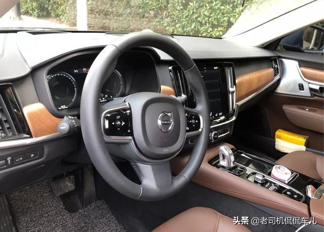 沃尔沃S90一万公里用车体验：隔音减震一般，零百加速4.9秒