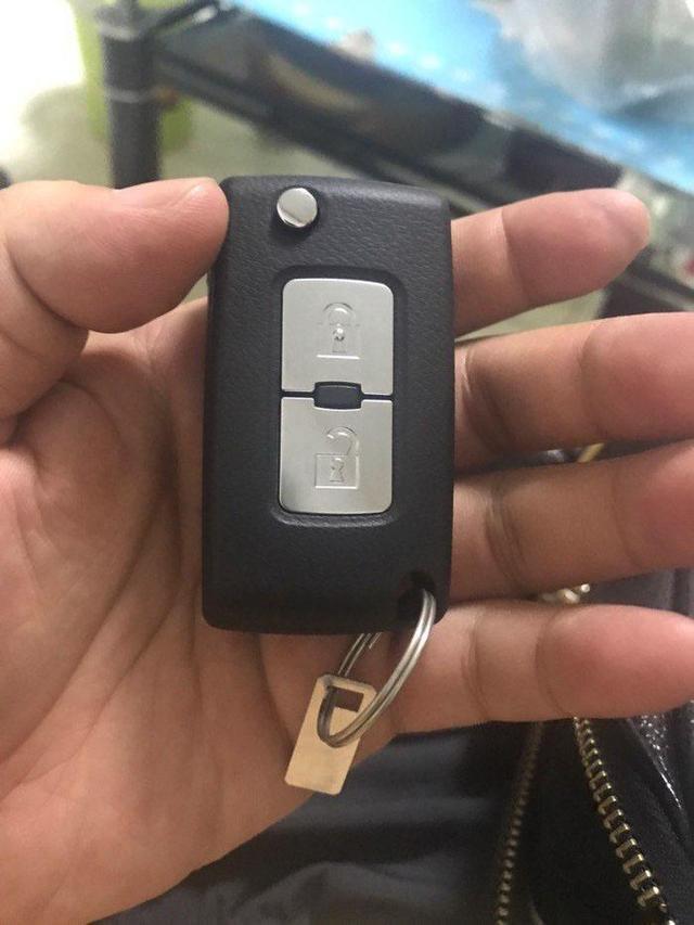 霸道超预算，途达动力不够，帕杰罗刚刚好