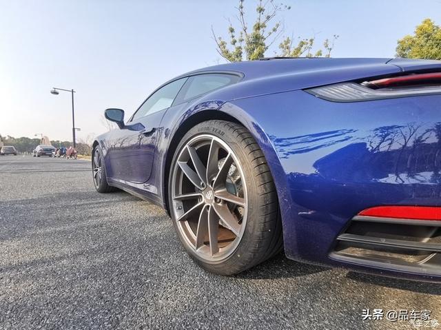 2020款保时捷911 carrera提车，颜值出众，内饰精美