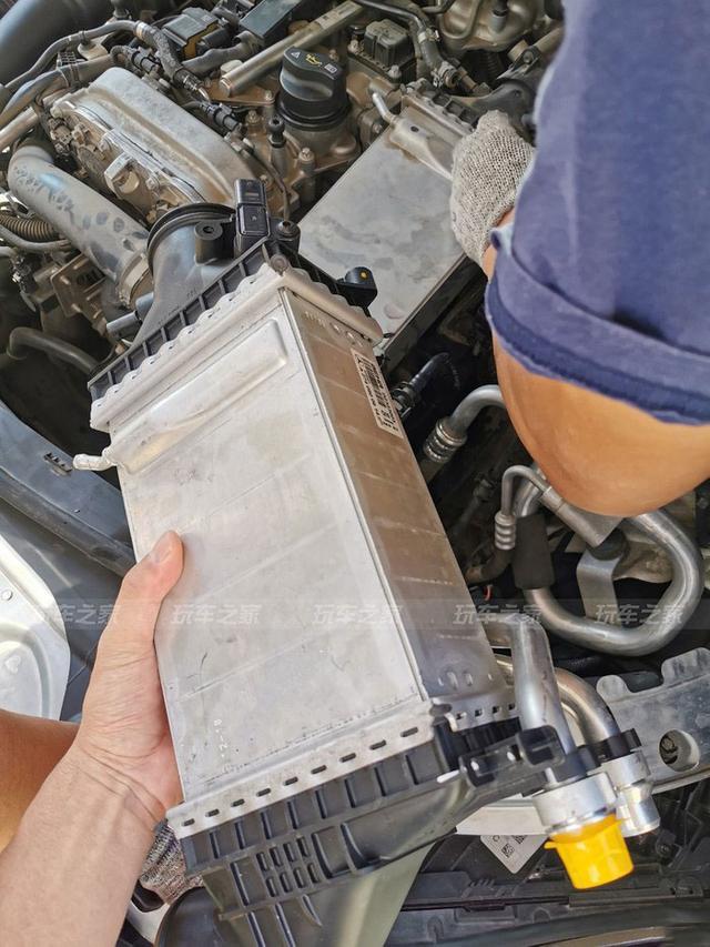 骚黄奔驰C200L改装二阶进化史 玩车之路愉快而又坎坷