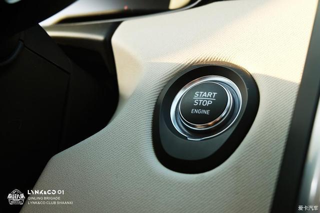 大灯起雾、发动机噪音大，领克01提车2年，分享下用车感受