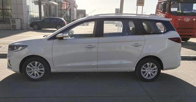 预算7万买一辆家用车，6座VIP座椅配8挡CVT，老婆小孩都喜欢