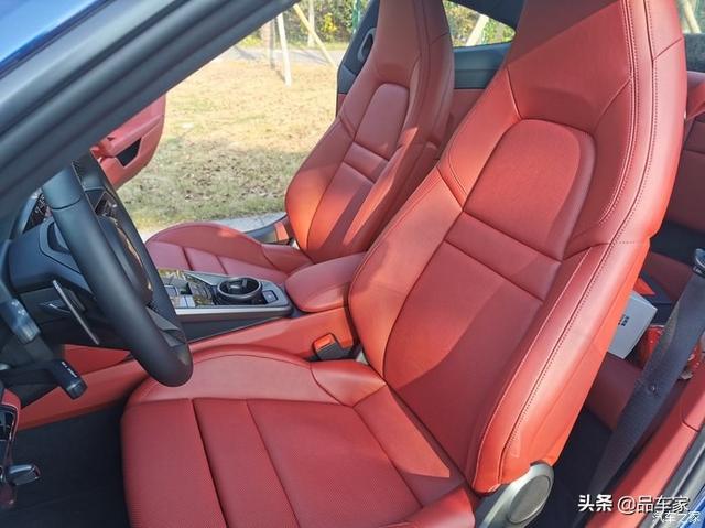 2020款保时捷911 carrera提车，颜值出众，内饰精美