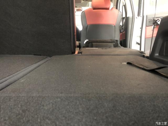 国产车型都在进步，风行T5L科技感越来越强