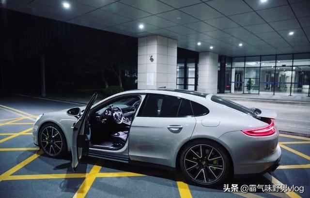 Panamera的哑灰，提车作业在此浅谈。