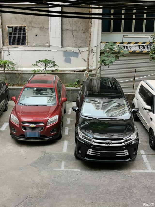 汉兰达2.0两驱七座精英版提车，这个大个子还不错