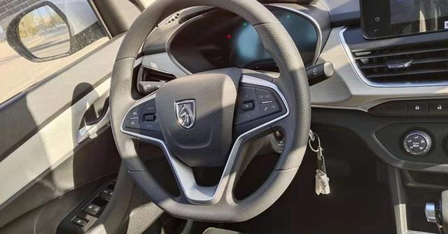 预算7万买一辆家用车，6座VIP座椅配8挡CVT，老婆小孩都喜欢
