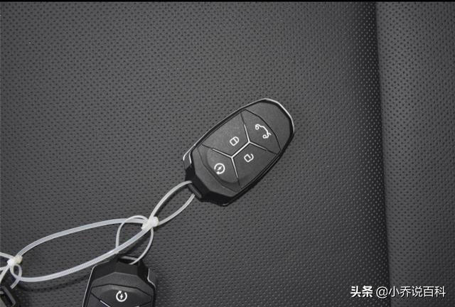 很喜欢的一款车，领克02，但有3个不完美的缺点。