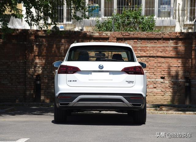 媳妇想买RAV4荣放，我却咬牙22万提大众探岳，修车师傅：你很懂车