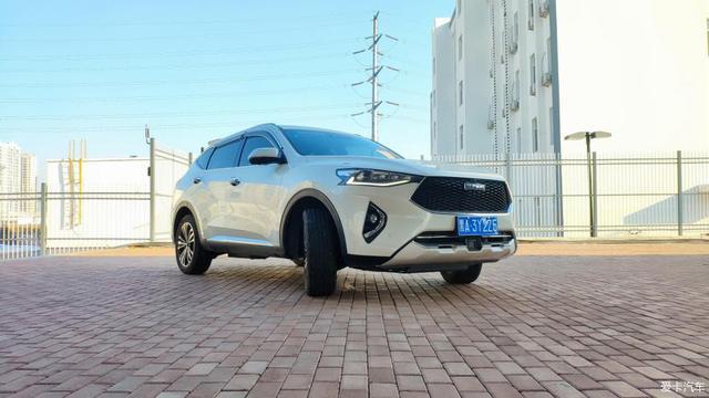 被外观吸引，哈弗F7 2.0T四驱i悦版提车，车主眼中的F7啥样？