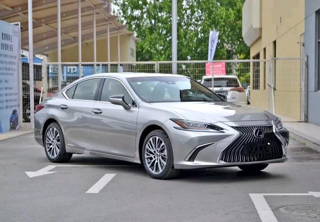 43.2万提了宝马530Li，开了一个多月，给准备入手的朋友几点建议
