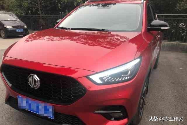 百公里油耗6.2L，造型别致的名爵ZS到底怎么样？车主这样说