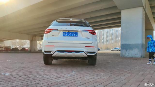 被外观吸引，哈弗F7 2.0T四驱i悦版提车，车主眼中的F7啥样？