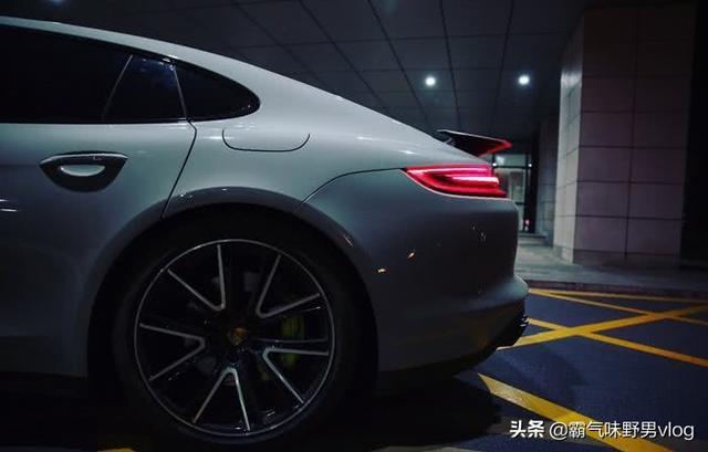 Panamera的哑灰，提车作业在此浅谈。