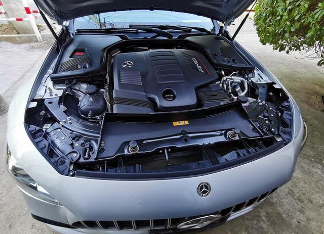 銥银色奔驰GT50提车、用车作业，车主：看我内饰就知道值多钱