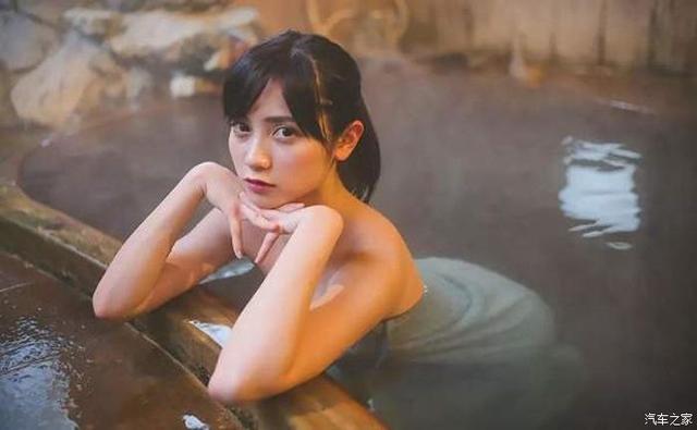 奥迪Q5L和小仙女在冬季的私密约会（附带车型详解）