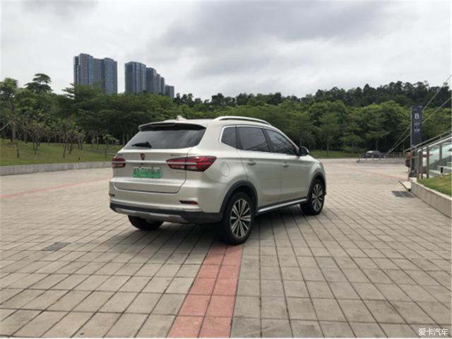 落地20多万，百公里油耗3L，荣威ERX5提车1年后悔吗？