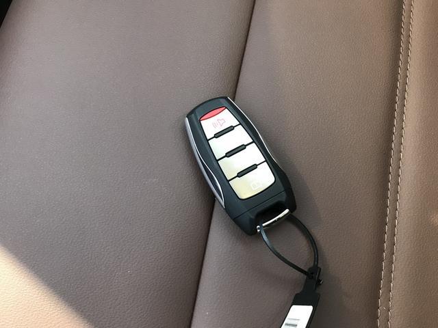 驾驶乐趣 奋斗青年喜提哈弗H7