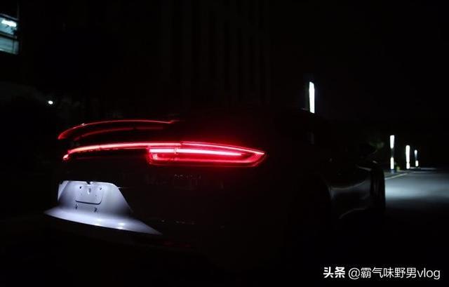 Panamera的哑灰，提车作业在此浅谈。