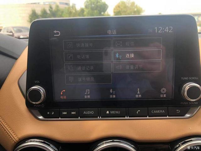 落地15万，新轩逸提车作业分享，车主：最满意动力和外观