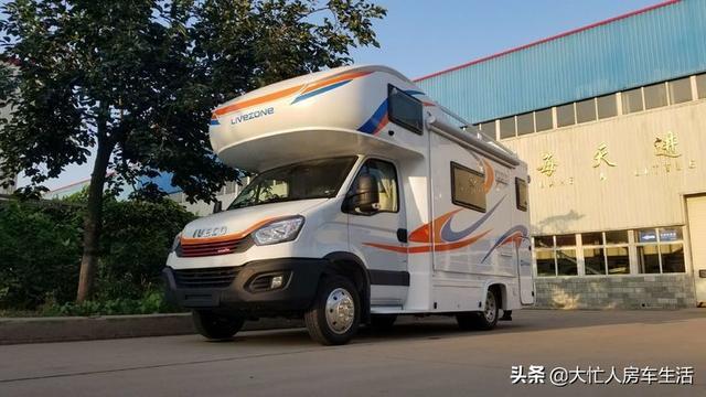 从保定提车到成都第一次开依维柯自动挡，体验怎么样