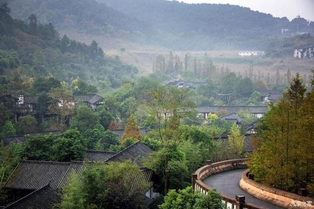 奥迪Q5L和小仙女在冬季的私密约会（附带车型详解）
