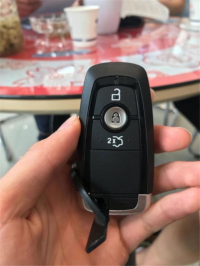 情怀深 同福特锐界一起勇闯天涯