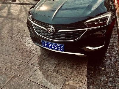 85后大叔带媳妇打卡沈阳，看昂科拉GX的另类酷炫