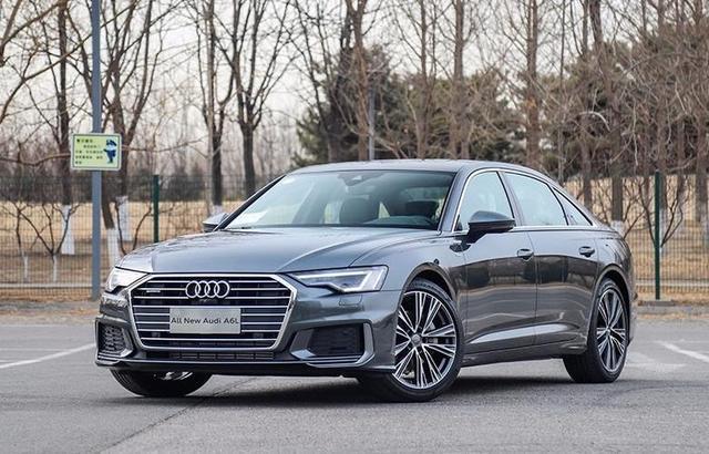 35.9万喜提凯迪拉克CT6，2个月后再开朋友的奥迪A6L，差距明显