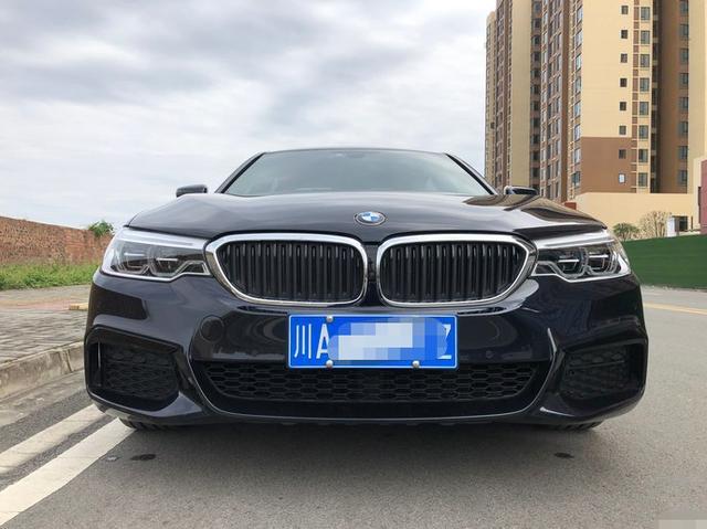 46.5万提了辆宝马530Li，开了一年后，车主：我只想说句实在话