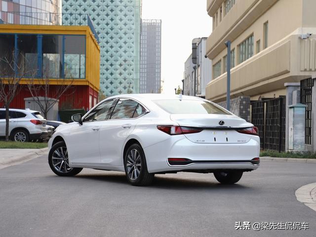 看了ES后果断放弃了C级，配置、动力都不错，这么选对吗