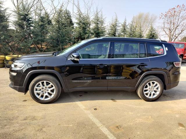 目标明确轻车熟路 JEEP指挥官提车路