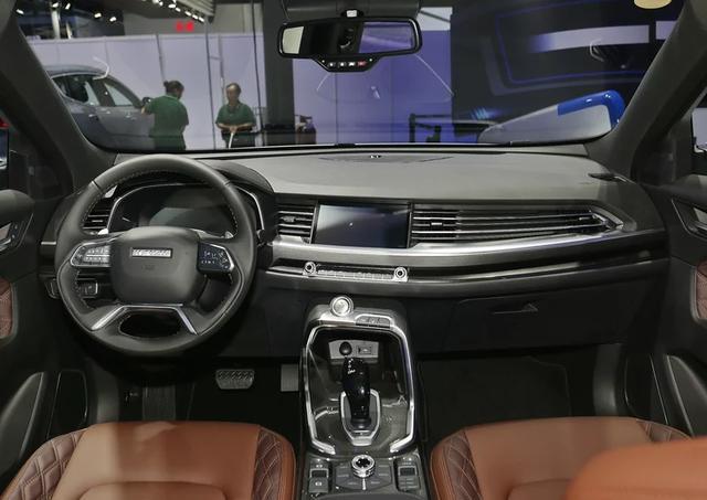 13.6万喜提新款哈弗H6，800公里后再开本田CR-V，车主想说三个字