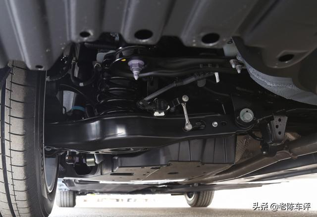 落地34万买了辆雷克萨斯ES，车主：这是一辆与众不同的买菜车