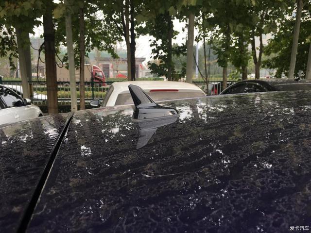 颜值高配置强，风暴蓝高尔夫R-Line提车，整条街最靓的仔