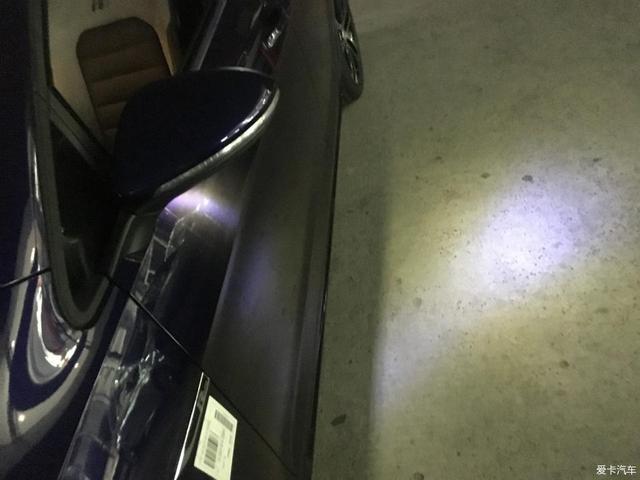 颜值高配置强，风暴蓝高尔夫R-Line提车，整条街最靓的仔