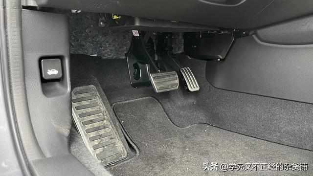 19寸轮毂+灰色金属漆 这个外观的雅阁会更好卖吗？