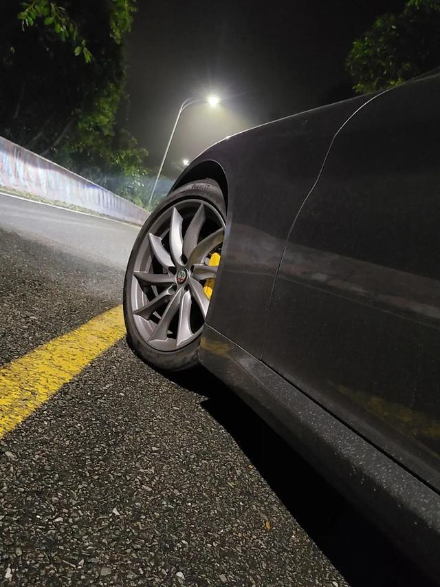 买了一辆最碰不得的意大利车，我却笑得更开心了