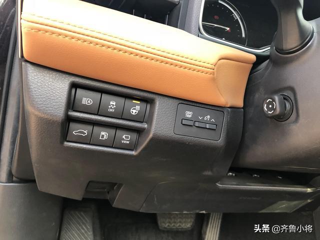 B级轿车中，我选择了亚洲龙——好用