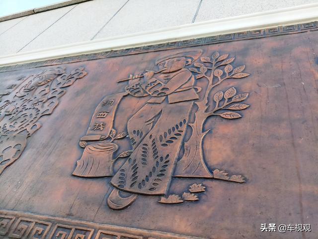 临近春节，我提了风神AX7，村里人说还不如去买哈弗H6