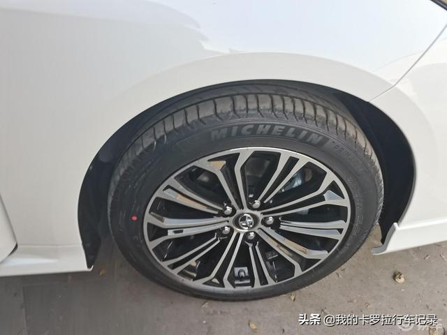 2021款卡罗拉这款车太香了，迫不及待的就去提车了