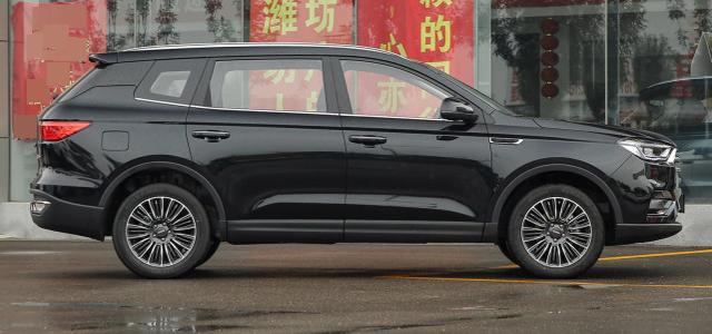 新疆车主喜提潍柴U70，裸车价9.69万，到底值不值？