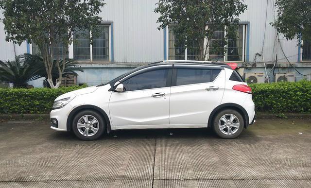还在售的5万元内的小轿车，可能只有小钢炮宝骏310了