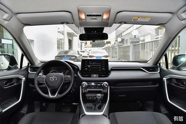 RAV4荣放比探岳好吗？它的风燥大吗？车主谈了几个小毛病
