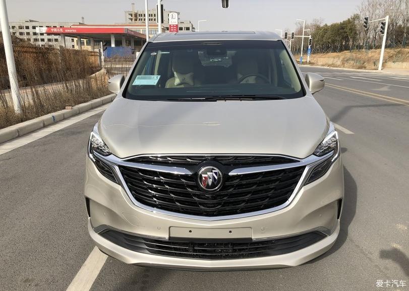 别克gl8提车作业别克gl8653t提车记