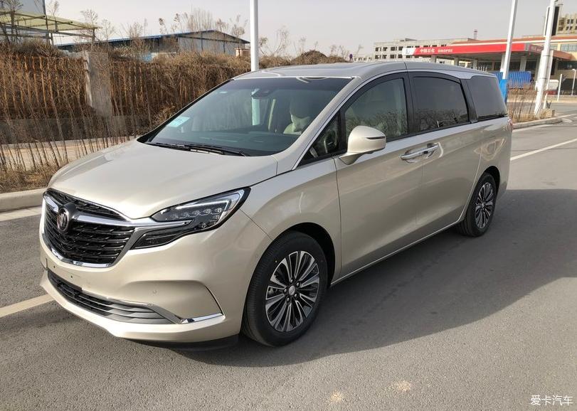 别克gl8提车作业别克gl8653t提车记