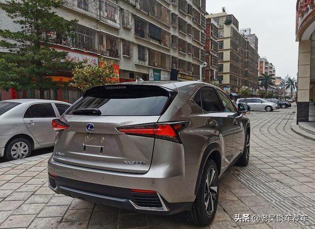 50万怒提Jeep牧马人，对比开过的雷克萨斯NX，车主有话说